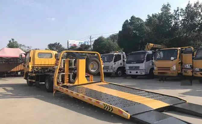 榆树汽车中途维修案例