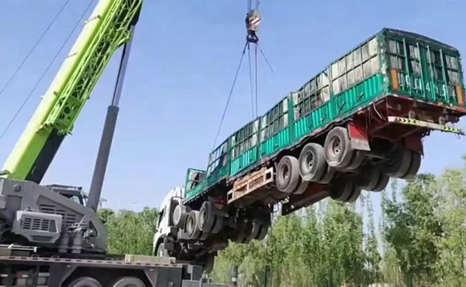 榆树道路脱困救援案例